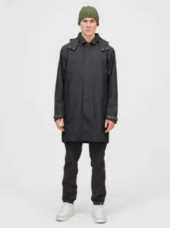 Mode Coat H Stilren og praktisk kåpe for hverdagsbruk.