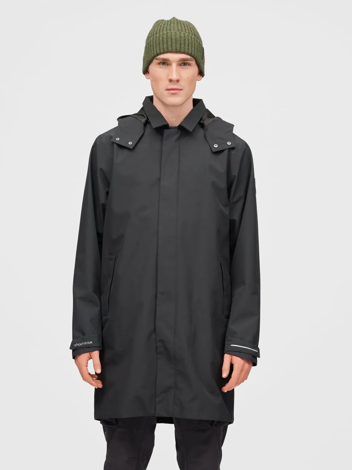 Mode Coat H Stilren og praktisk kåpe for hverdagsbruk.