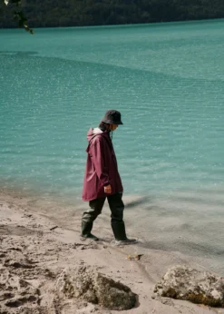 Mode PU Poncho D Vanntett poncho til dame