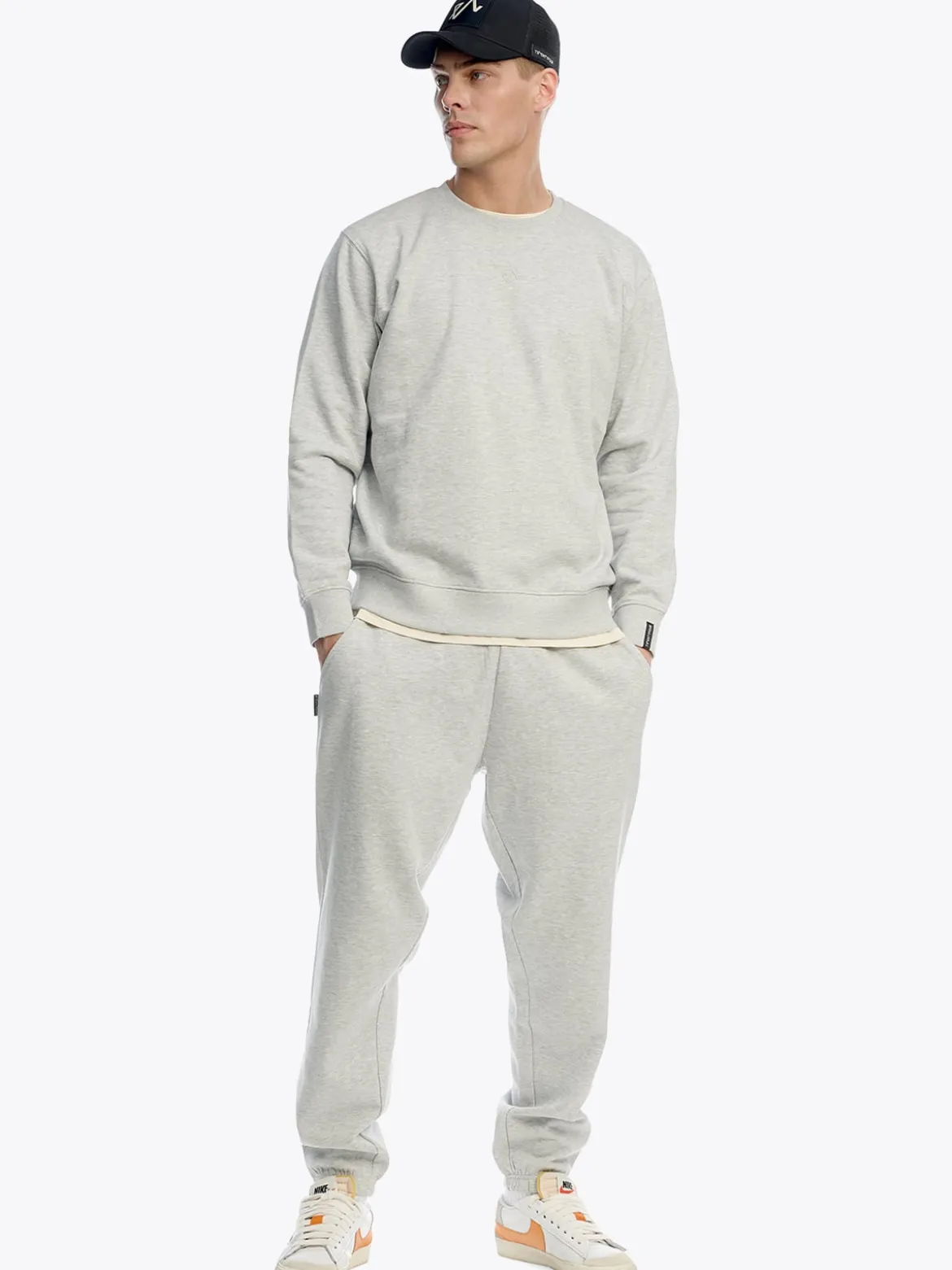 & Sweater U Collegegenser i unisex